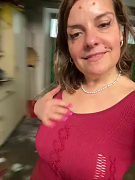 Sunbelxx online show from February 17, 2026, 12:01 pm