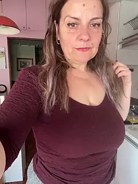 Sunbelxx online show from March 18, 2026, 8:50 am