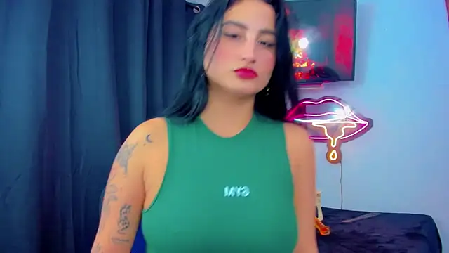 sunshine uwu22 online show from February 23, 2026, 6:49 pm