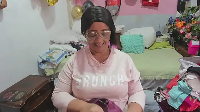 Mrs mommy  online show from March 23, 2026, 7:51 pm