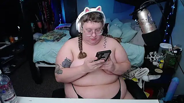 FatVeronica online show from February 20, 2025, 4:36 pm