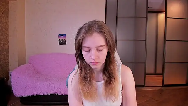 Snapshot of Ksuhesa chatting on March 23, 2026, 1:09 am Ksuhesa online show from March 23, 2026, 1:09 am