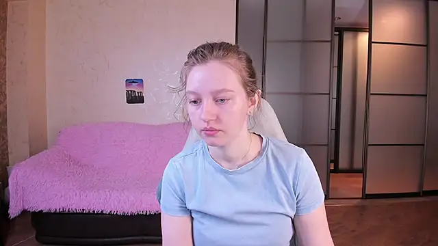 Snapshot of Ksuhesa chatting on March 29, 2026, 1:05 am Ksuhesa online show from March 29, 2026, 1:05 am