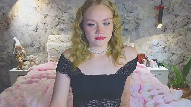 Aurora Golden1 online show from January 17, 2026, 4:33 pm