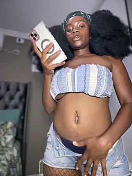 Candy-Heart online show from February 13, 2026, 7:43 pm