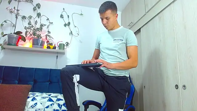 flint ryan online show from March 7, 2026, 9:34 pm