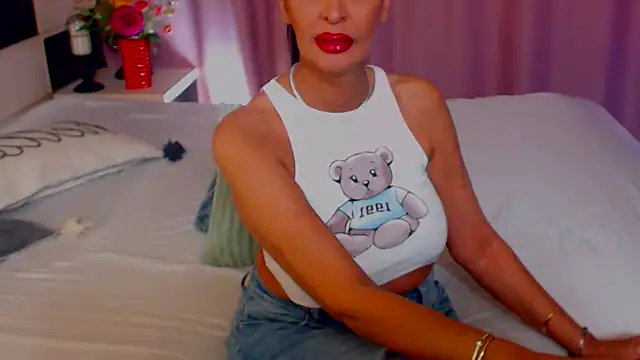 shannon4u online show from March 15, 2025, 11:06 pm