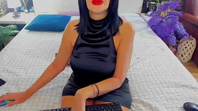 shannon4u online show from February 25, 2026, 8:07 pm