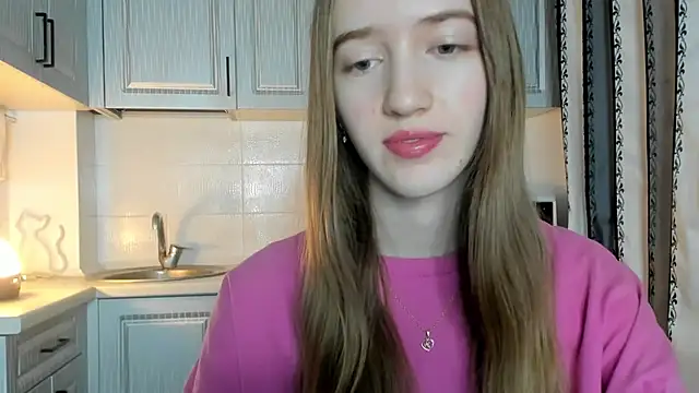 Snapshot of leslie_my_lovee chatting on November 21, 2025, 1:59 am leslie my lovee online show from November 21, 2025, 1:59 am