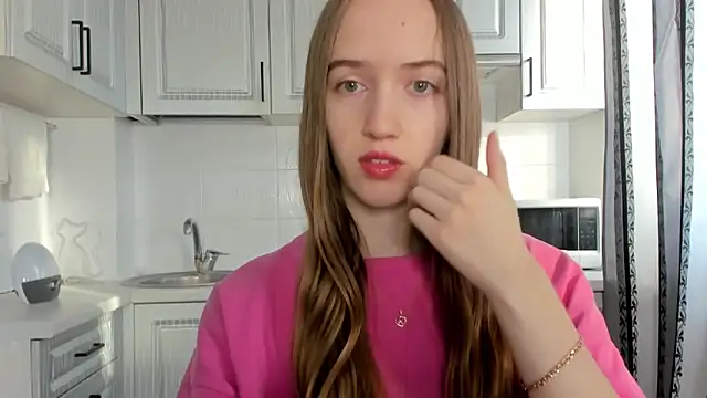 Snapshot of leslie_my_lovee chatting on November 23, 2025, 8:03 am leslie my lovee online show from November 23, 2025, 8:03 am