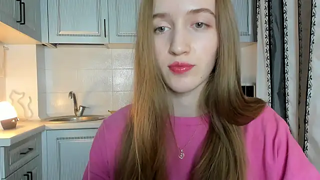 Snapshot of leslie_my_lovee chatting on November 24, 2025, 7:35 pm leslie my lovee online show from November 24, 2025, 7:35 pm