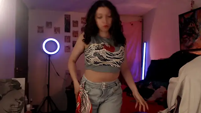 AllyDonfort online show from May 14, 2026, 11:33 pm