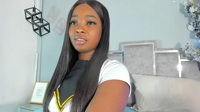 GabyyJones online show from October 16, 2025, 12:06 pm