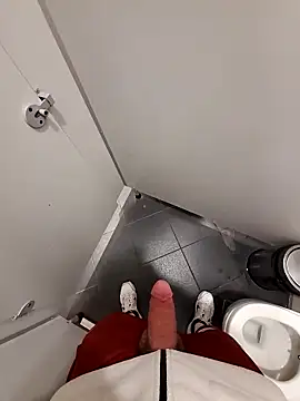 Snapshot of sevvvvsevvvv1 chatting on December 21, 2025, 3:41 pm sevvvvsevvvv1 online show from December 21, 2025, 3:41 pm