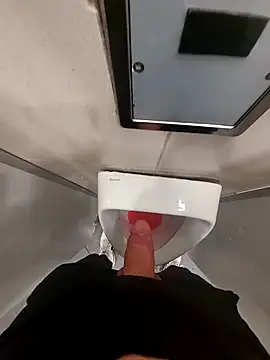 Snapshot of sevvvvsevvvv1 chatting on February 1, 2026, 3:10 pm sevvvvsevvvv1 online show from February 1, 2026, 3:10 pm