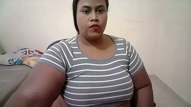 abril sexy04 online show from January 18, 2026, 3:27 pm