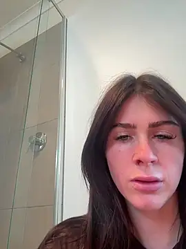 Snapshot of aus_queen chatting on January 10, 2026, 10:36 pm aus queen online show from January 10, 2026, 10:36 pm