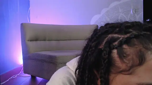 Hellen dumont online show from March 7, 2025, 8:13 am