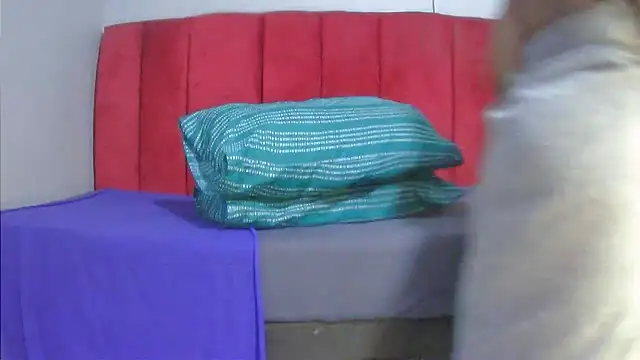 assqueenxx online show from January 18, 2026, 4:27 am