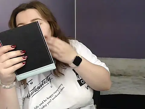 so shy online show from September 27, 2025, 6:18 am