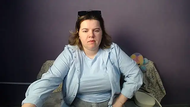 so shy online show from May 24, 2026, 6:07 am