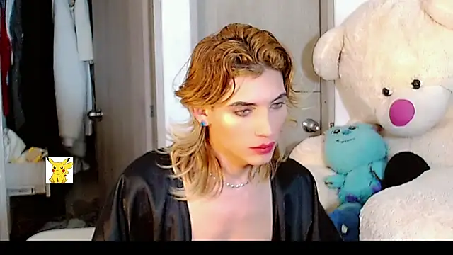 Snapshot of honey_skin chatting on December 21, 2024, 12:27 pm honey skin online show from December 21, 2024, 12:27 pm