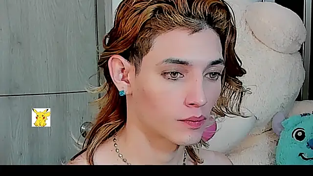 Snapshot of honey_skin chatting on December 24, 2024, 1:50 pm honey skin online show from December 24, 2024, 1:50 pm