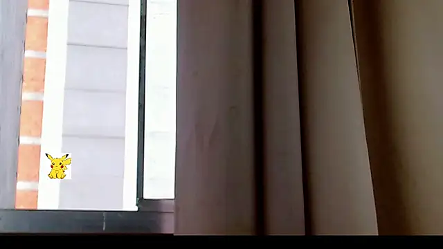 Snapshot of honey_skin chatting on February 3, 2025, 7:10 pm honey skin online show from February 3, 2025, 7:10 pm