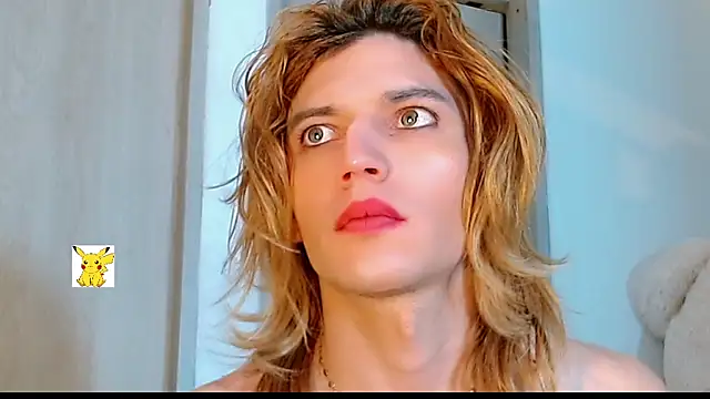 Snapshot of honey_skin chatting on March 3, 2025, 9:22 am honey skin online show from March 3, 2025, 9:22 am