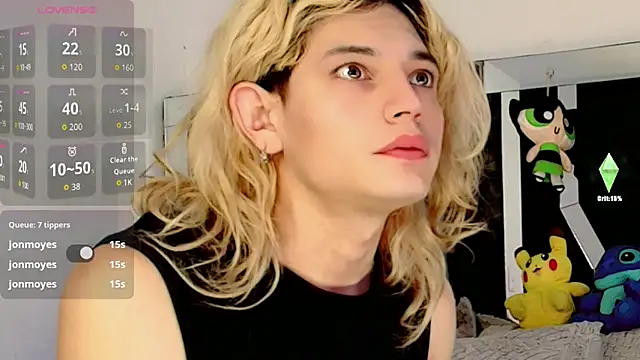 Snapshot of honey_skin chatting on October 5, 2025, 4:27 pm honey skin online show from October 5, 2025, 4:27 pm