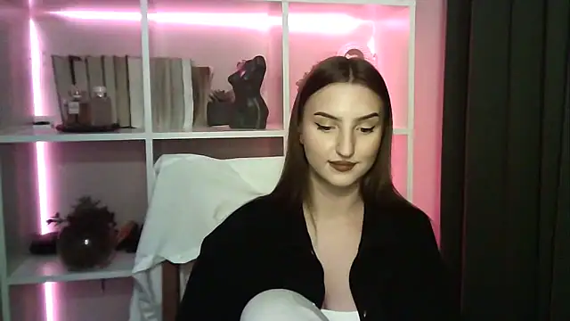 X Alisa online show from November 1, 2025, 7:16 pm