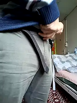 Snapshot of forfuntr chatting on March 3, 2025, 10:06 am forfuntr online show from March 3, 2025, 10:06 am