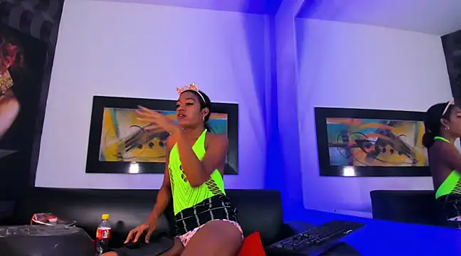 Orianadollx online show from December 20, 2024, 3:42 pm