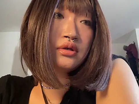 xxxYUKARIxxx online show from March 23, 2026, 1:37 pm
