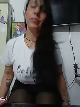 christine-x online show from June 6, 2026, 10:25 pm