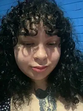 Kimberliprivv online show from May 26, 2026, 4:14 pm