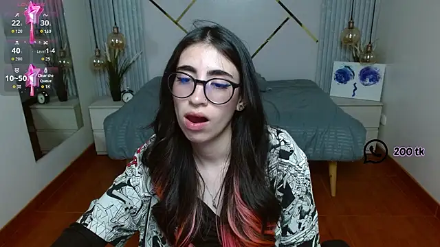 LenaRoses online show from May 26, 2026, 9:11 pm
