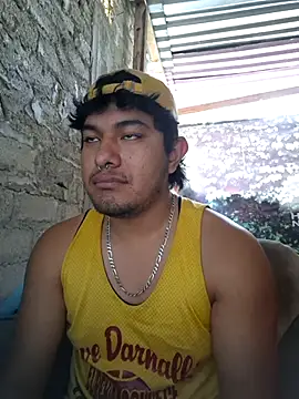 GusssHOT online show from April 11, 2026, 3:49 pm