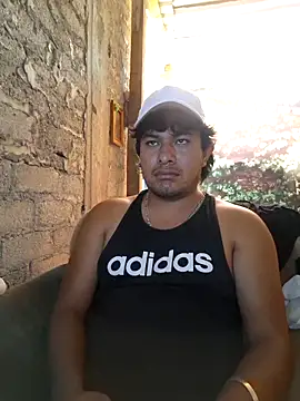 GusssHOT online show from April 27, 2026, 6:50 pm