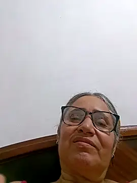 Snapshot of _candi chatting on February 5, 2026, 3:33 am candi online show from February 5, 2026, 3:33 am