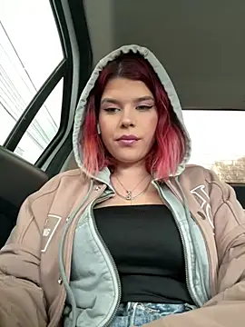 RiriRoseey online show from March 22, 2026, 8:40 am