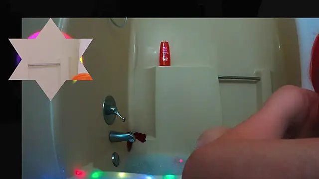 Snapshot of AriellaTaylor chatting on December 7, 2024, 3:25 am AriellaTaylor online show from December 7, 2024, 3:25 am