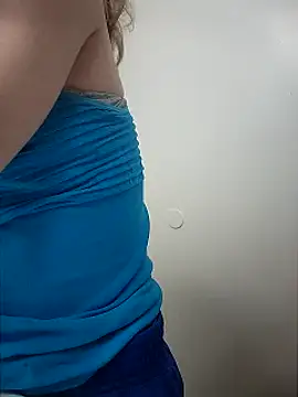 Snapshot of AriellaTaylor chatting on December 24, 2024, 3:58 pm AriellaTaylor online show from December 24, 2024, 3:58 pm