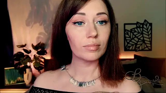 MissBeverlyMills online show from December 15, 2024, 2:37 pm