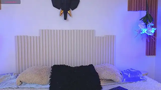  poison sweet online show from April 4, 2026, 3:42 pm