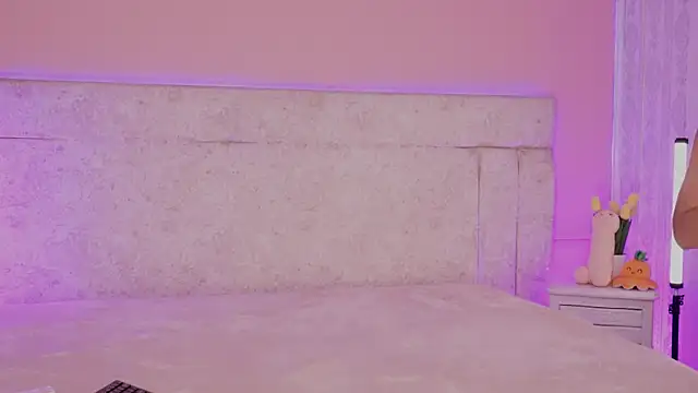 VeronicaMartiin online show from February 27, 2026, 1:22 pm