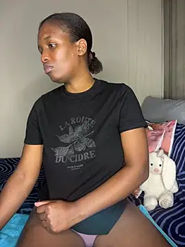 Kinkyy  online show from February 19, 2025, 5:05 am