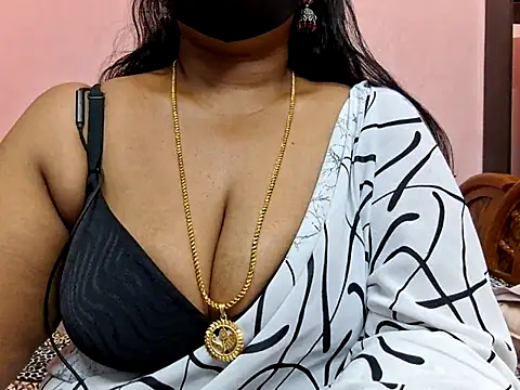 Snapshot of Pallavi-sri chatting on March 23, 2026, 9:35 am Pallavi-sri online show from March 23, 2026, 9:35 am