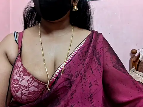 Snapshot of Pallavi-sri chatting on March 27, 2026, 9:42 am Pallavi-sri online show from March 27, 2026, 9:42 am