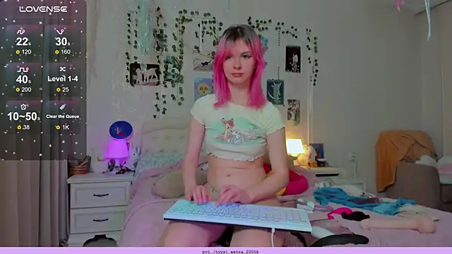 Snapshot of Neko_kitsune1 chatting on December 14, 2024, 5:40 am Neko kitsune1 online show from December 14, 2024, 5:40 am